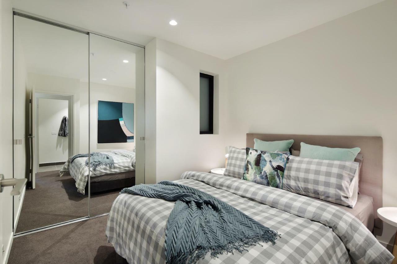 ملبورن Experience Platinum Hotel Apartments المظهر الخارجي الصورة