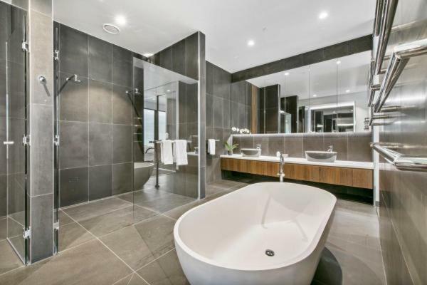 ملبورن Experience Platinum Hotel Apartments المظهر الخارجي الصورة