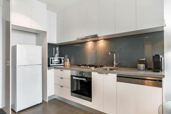 ملبورن Experience Platinum Hotel Apartments المظهر الخارجي الصورة